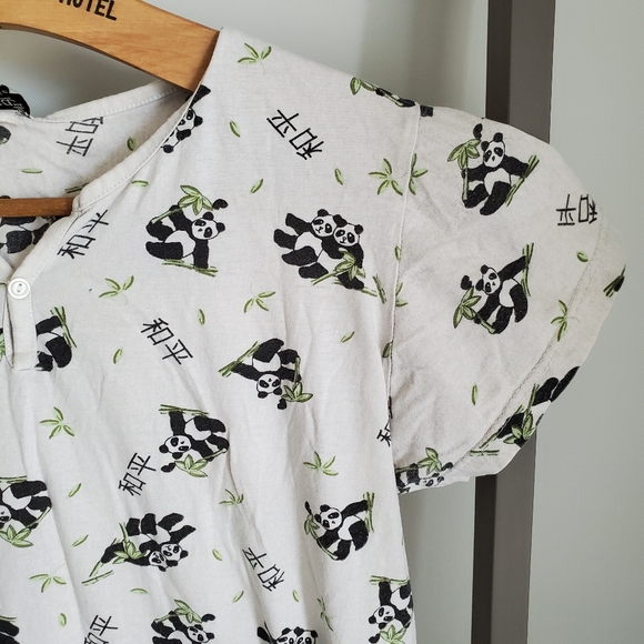 Jessica Lingerie Panda Peace Nightgown Medium - Picture 2 of 9